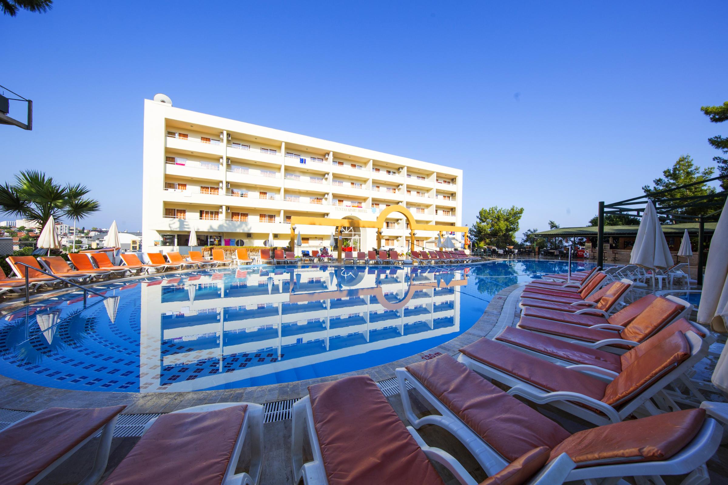 Tuntas Family Kuşadası
