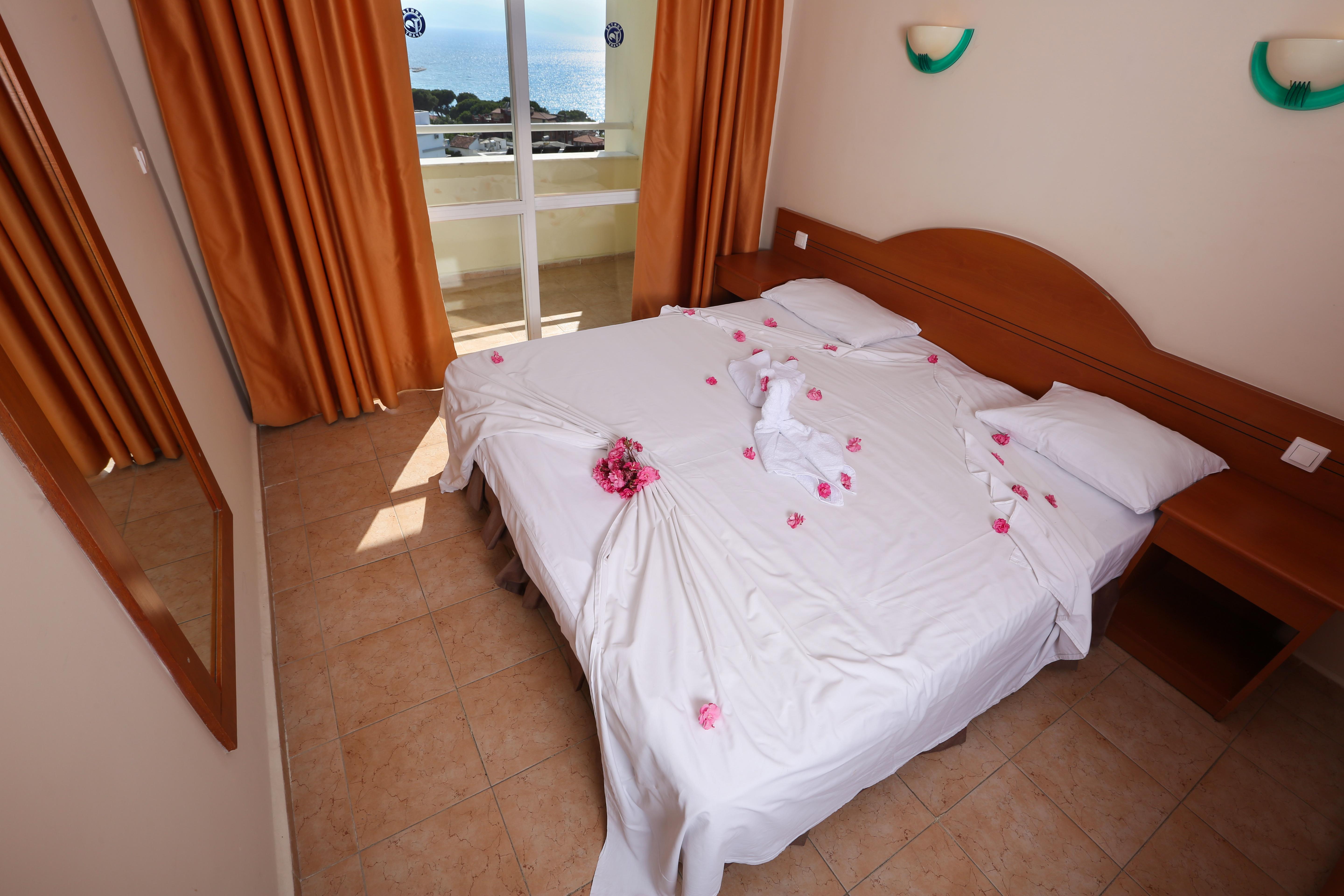 Tuntas Family Aparthotel Kusadasi